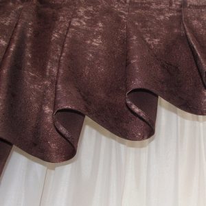 Жорсткий ламбрекен з бахрамою Lumelle 250см молочний та шоколадний (130_6ж)