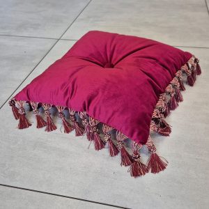 Подушка для декору Lumelle Handmade королівська з бахрамою 40х40см 1шт, бордова (п_0172)