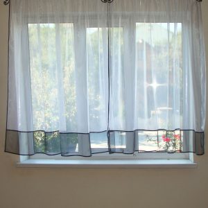 Комплект тюль до підвіконня Lumelle Ажур карниз 200см білий з сірим (75_4к)