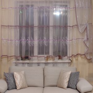 Комплект тюль зі шторкою до підвіконня Lumelle Damask карниз 300см білий з фіолетовим (90_1к)