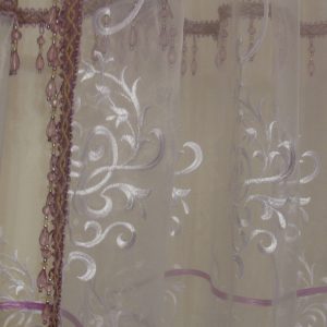 Комплект тюль зі шторкою до підвіконня Lumelle Damask карниз 300см білий з фіолетовим (90_1к)