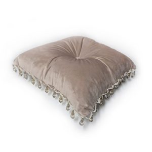 Подушка для декора Lumelle Handmade королевская с бахрамой  40х40см 1шт, бежевая (п_0172_3)