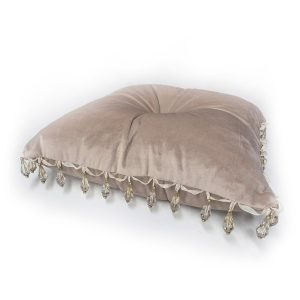 Подушка для декора Lumelle Handmade королевская с бахрамой  40х40см 1шт, бежевая (п_0172_3)