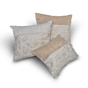 Комплект декоративних подушок Lumelle Damask  33х30см 2шт, 29х23см 1шт   бежеві з золотом  (п_0869)