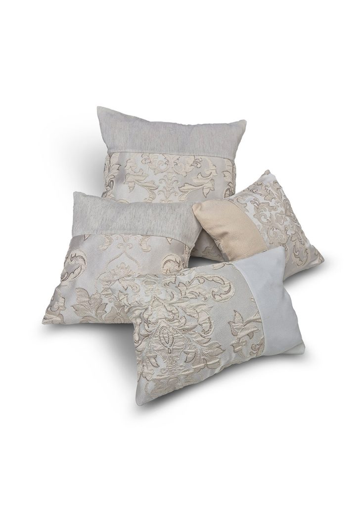 Комплект декоративних подушок Lumelle Damask  37х37см 1шт, 30х30см 1шт, 33х23см 1шт, 27х27см 1шт  бежеві з молочним  (п_0870)