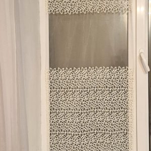 Фіранка на стулку вікна Lumelle Mini flowers 60х110см молочна (10_1ф)