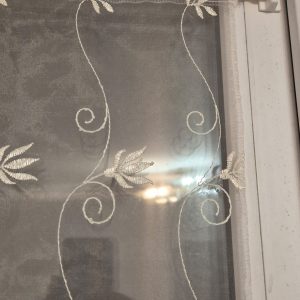 Фіранка на стулку вікна Lumelle Mini flowers 40х114см кремова (10_3ф)