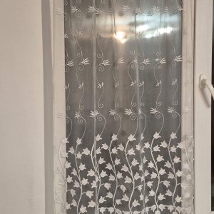 Фіранка на стулку вікна Lumelle Mini flowers 80х114см біла (10_4ф)