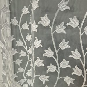 Фіранка на стулку вікна Lumelle Mini flowers 80х114см біла (10_4ф)