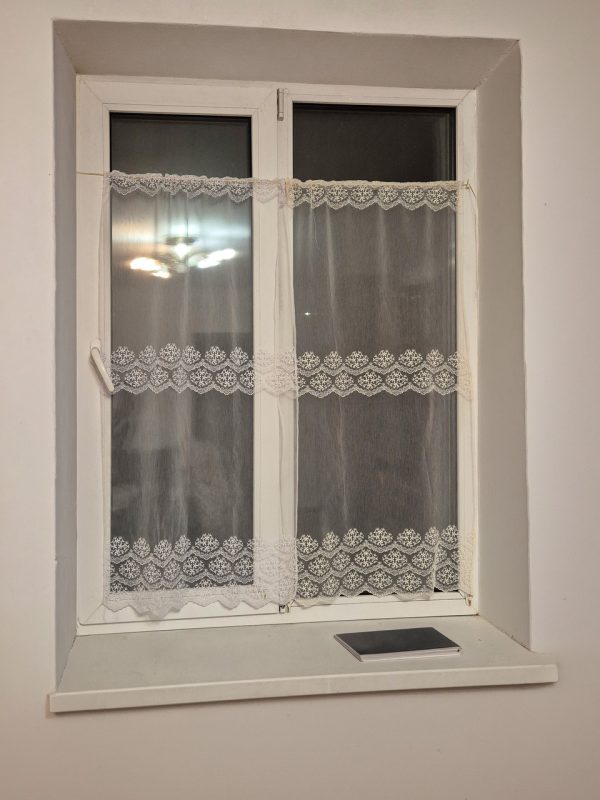 Комплект фіранок 110х108 см на віконну стулку Lumelle Damask 2 шт білий та молочний (12_6ф)