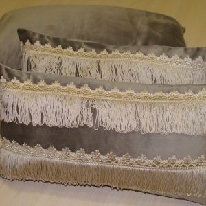 Комплект декоративних подушок Lumelle Hand Made оксамит 60х30см 1шт 48х25см 2шт сірі 3шт (п_0375)