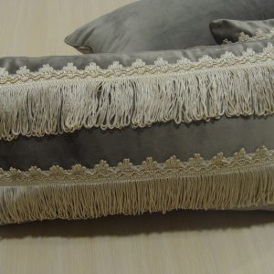 Комплект декоративних подушок Lumelle Hand Made оксамит 60х30см 1шт 48х25см 2шт сірі 3шт (п_0375)