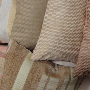 Комплект декоративних подушок Lumelle Flowers 30х30см 3шт 30х19см 3шт бежеві (п_0342)