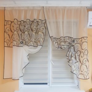 Комплект тюль до підвіконня Lumelle Завитки з двох половинок карниз 200см кремовий з теракотовим (72_1к)